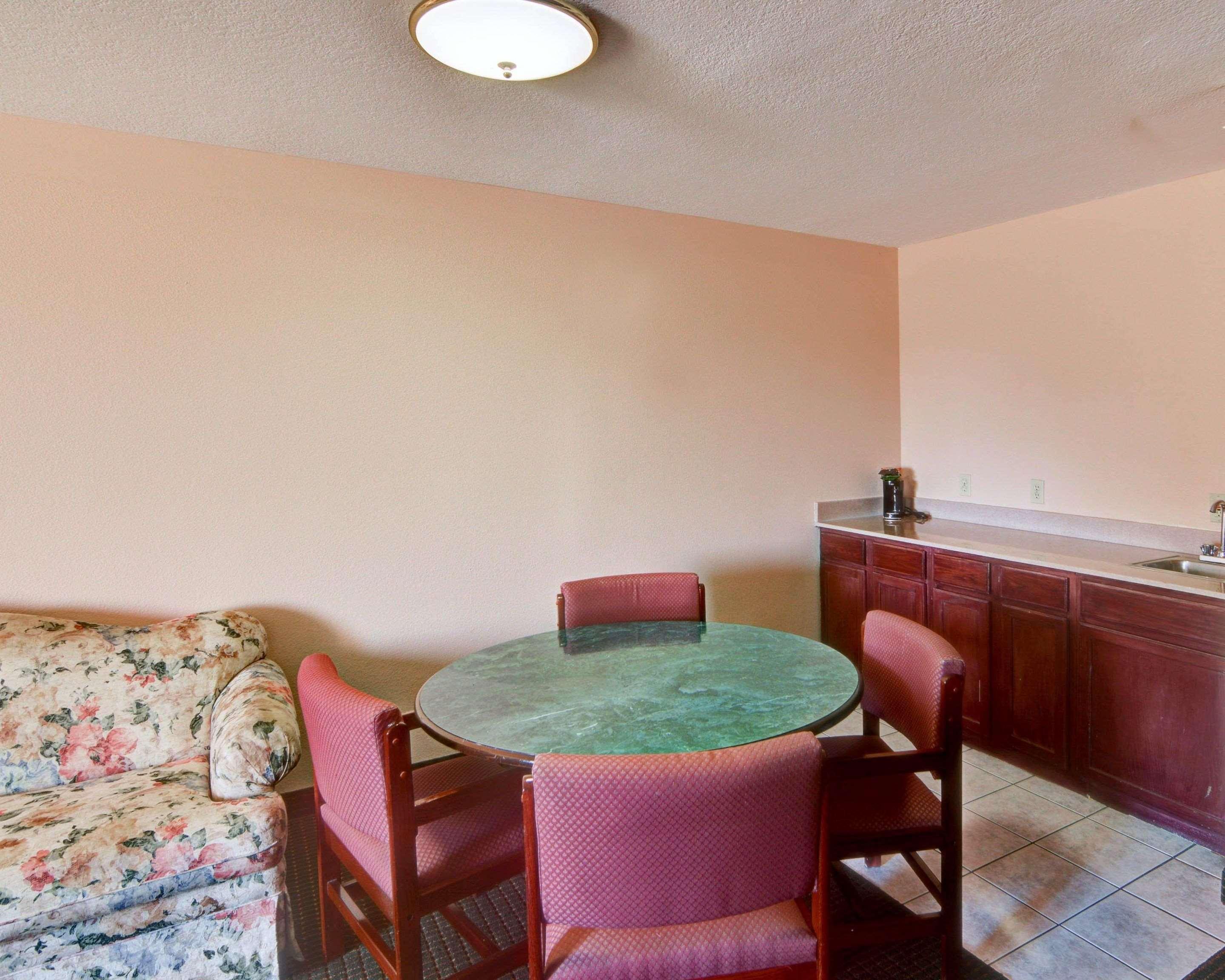 Quality Inn Forest Hill - Fort Worth South Ngoại thất bức ảnh