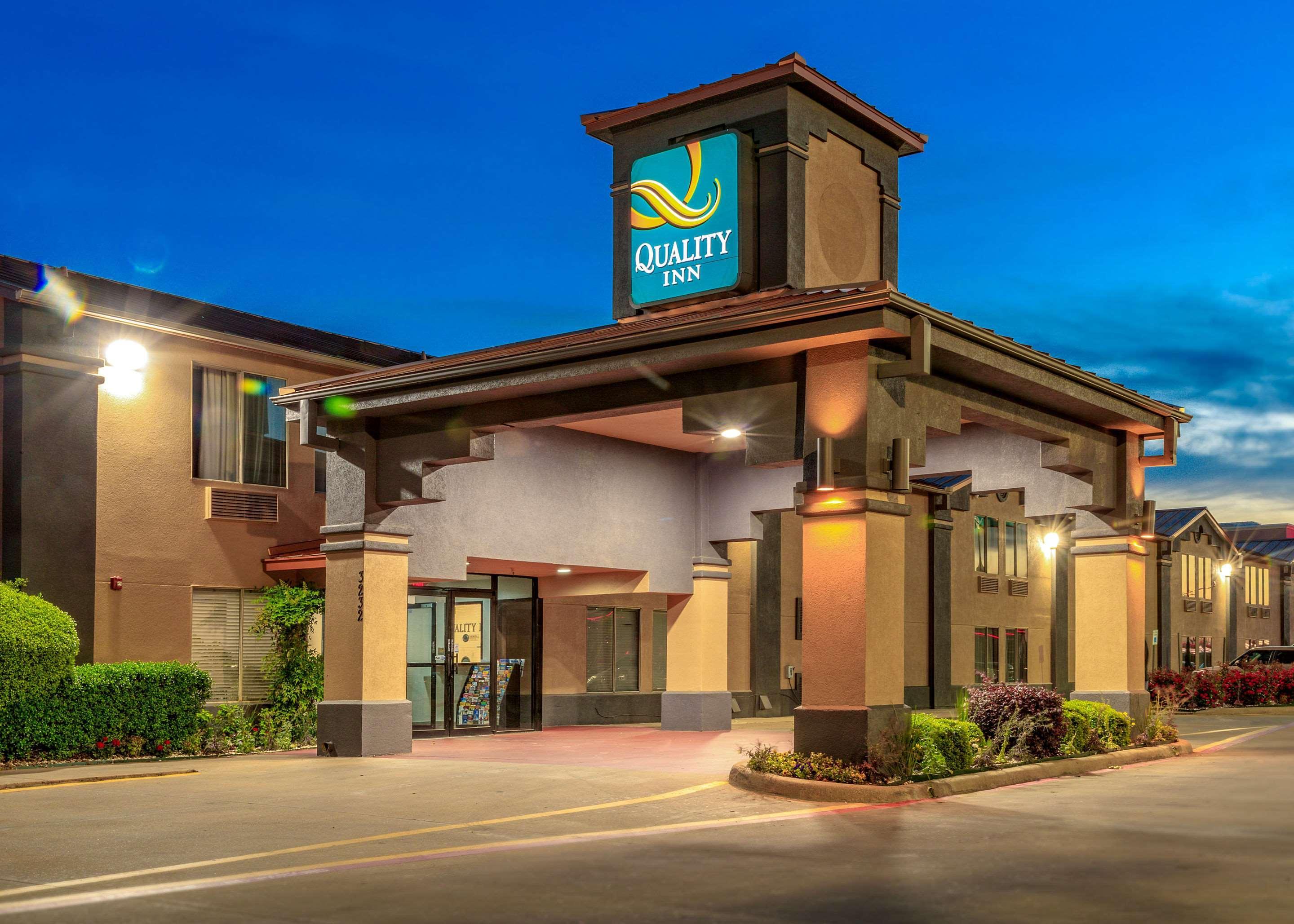 Quality Inn Forest Hill - Fort Worth South Ngoại thất bức ảnh